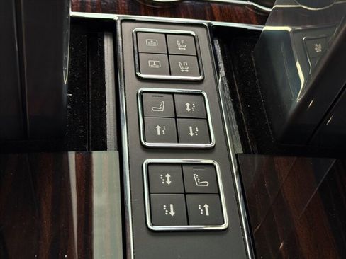 Used 2016 Land Rover Range Rover LWB SV Autobiography AWD/4WD image 31
