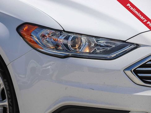 Used 2018 Ford Fusion S FWD image 4
