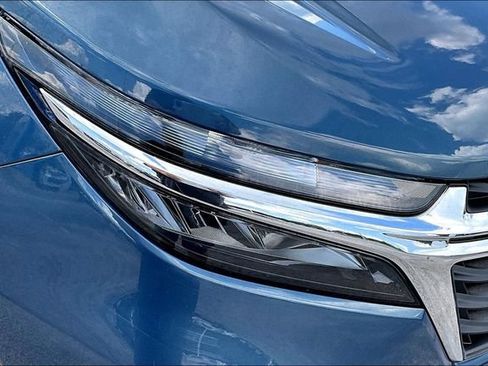 Used 2024 Chevrolet Equinox LS w/ LS Convenience Package FWD image 32