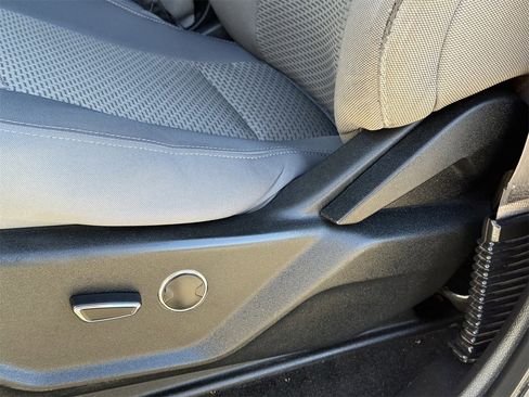 Used 2018 Ford F150 XLT image 25