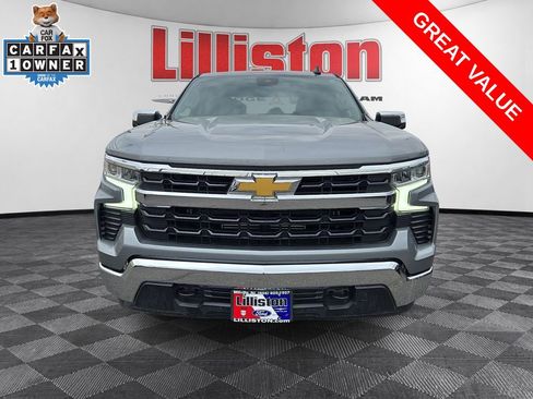 Used 2023 Chevrolet Silverado 1500 LT AWD/4WD image 2