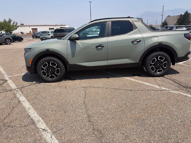 Used 2022 Hyundai Santa Cruz SEL w/ Activity Package AWD/4WD image 2