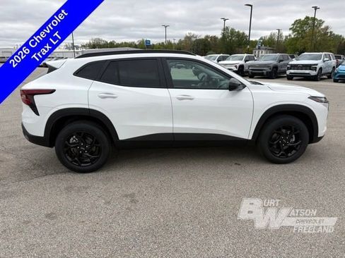 New 2026 Chevrolet Trax LT w/ Driver Confidence Package FWD image 6