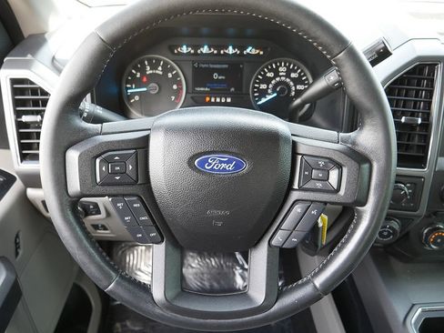 Used 2018 Ford F150 XLT w/ Equipment Group 302A Luxury AWD/4WD image 19