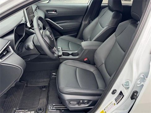 New 2026 Toyota Corolla Cross XLE w/ Convenience Package image 7