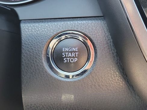 Certified 2022 Toyota Camry SE w/ Cold Weather Package AWD/4WD image 23