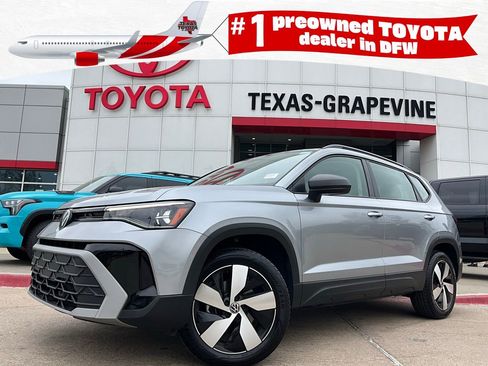 Used 2025 Volkswagen Taos S image 1