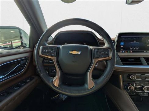 Used 2021 Chevrolet Tahoe High Country w/ Premium Package image 13