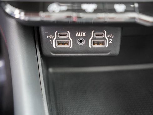 Certified 2024 Dodge Durango GT image 34