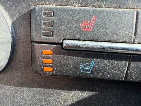 Used 2012 Lincoln MKZ FWD image 27