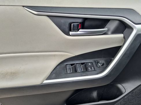 Certified 2025 Toyota RAV4 XLE Premium FWD image 11