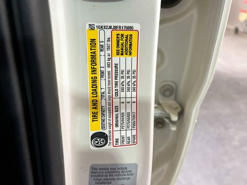 Used 2015 GMC Yukon XL Denali image 25