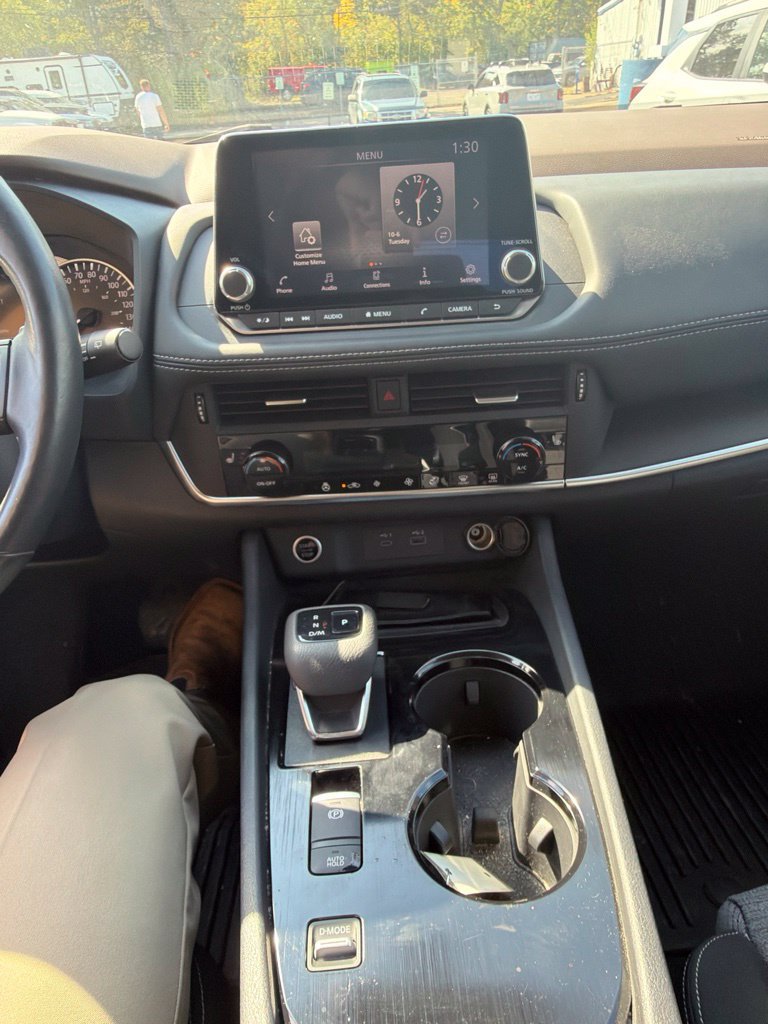 Used 2021 Nissan Rogue S FWD image 40