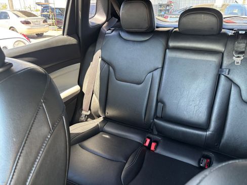 Used 2025 Jeep Compass Limited image 40