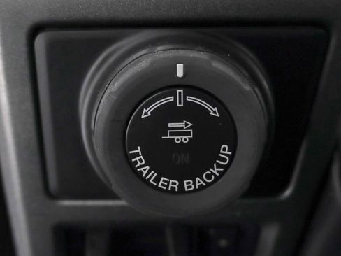 Used 2018 Ford F150 Raptor w/ Equipment Group 802A Luxury image 41