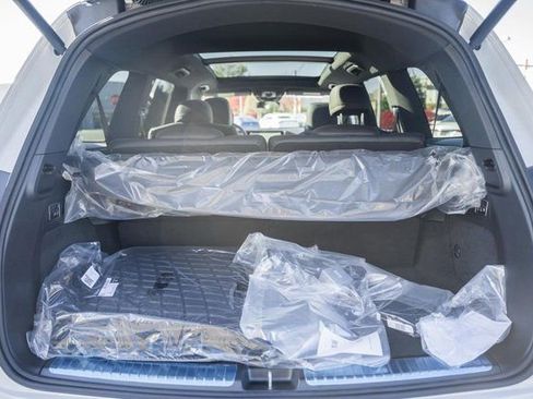 New 2026 Mercedes-Benz GLS 450 4MATIC image 11