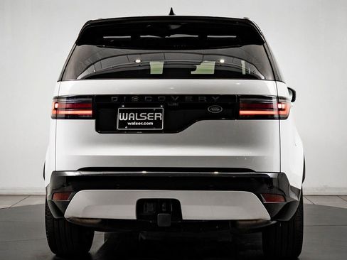 Used 2023 Land Rover Discovery S R-Dynamic image 10