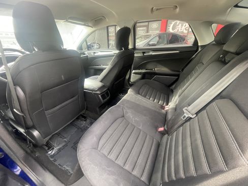 Used 2013 Ford Fusion SE image 12