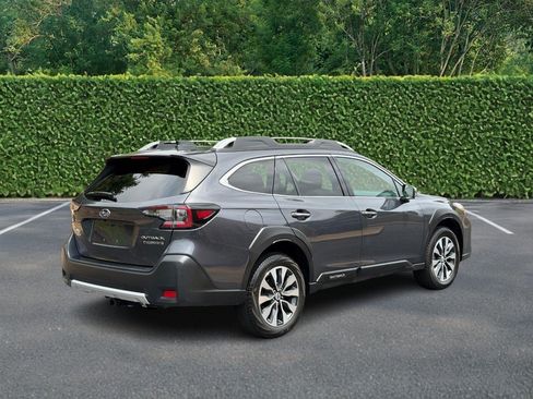 Used 2023 Subaru Outback Touring XT AWD/4WD image 3