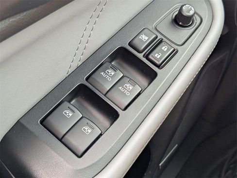 Used 2019 Subaru Outback 2.5i Limited image 23