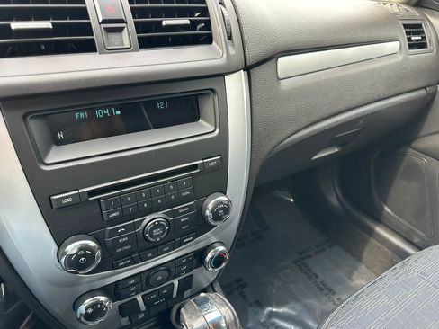 Used 2011 Ford Fusion SE w/ 202A Rapid Spec Order Code image 23