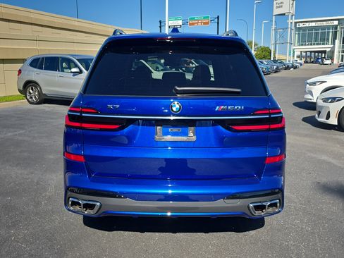 Used 2025 BMW X7 M60i w/ Executive Package image 4