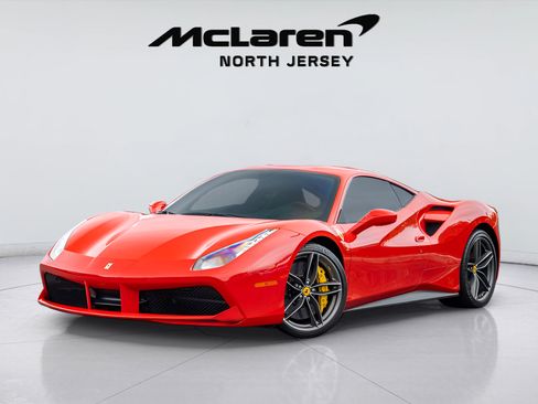 Used 2016 Ferrari 488 GTB RWD image 7