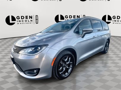 Used 2019 Chrysler Pacifica Touring-L Plus w/ S Appearance Package