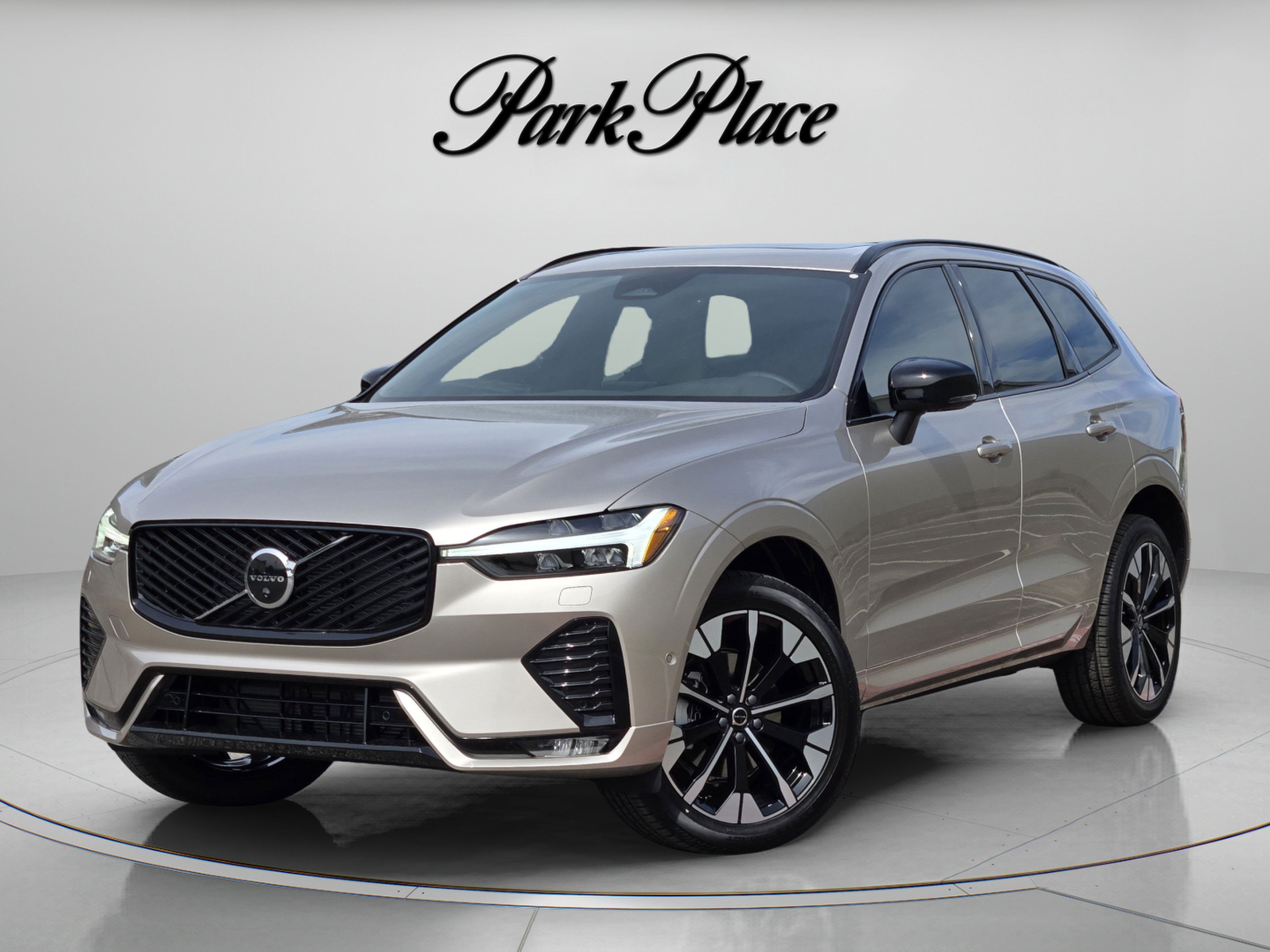 Used 2026 Volvo XC60 B5 Plus w/ Protection Package Premier AWD/4WD image 1