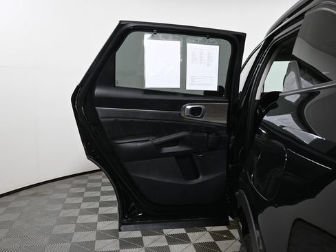 Used 2023 Kia Sorento SX Prestige AWD/4WD image 34