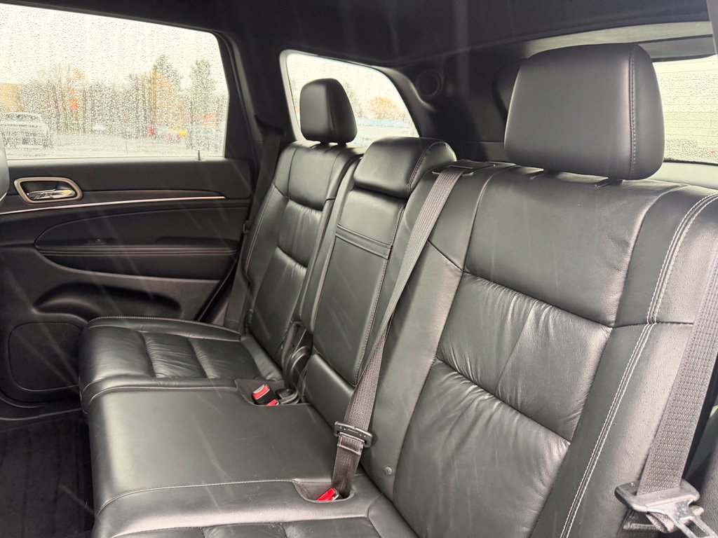 Used 2014 Jeep Grand Cherokee Limited w/ Trailer Tow Group IV AWD/4WD image 30