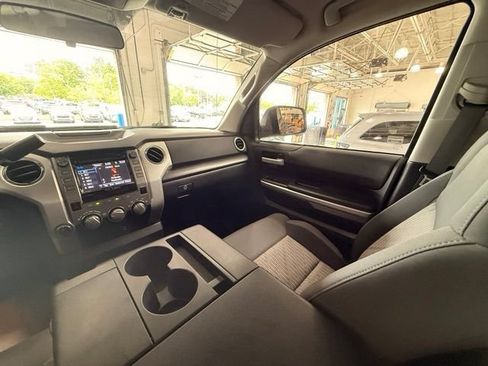 Used 2014 Toyota Tundra SR5 AWD/4WD image 19