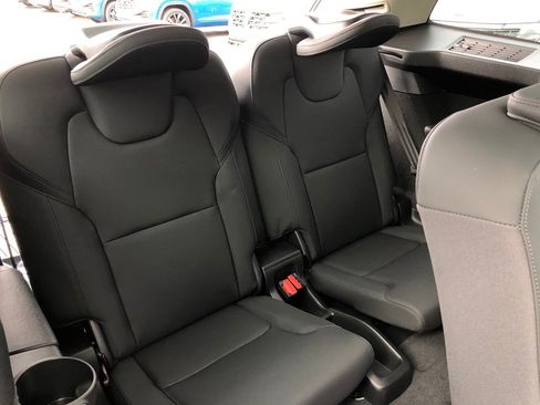 New 2026 Volvo XC90 T8 Plus image 37