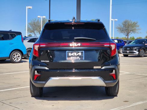 Certified 2025 Kia Seltos EX w/ EX Sunroof Package image 13