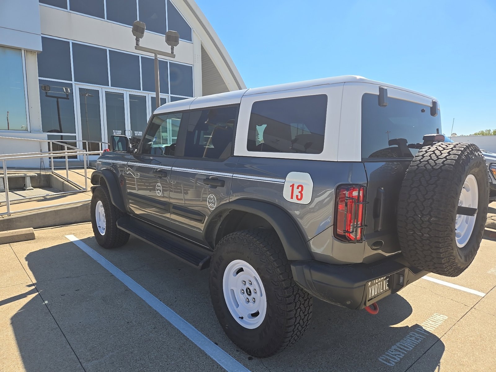 Used 2025 Ford Bronco Heritage Edition AWD/4WD image 7