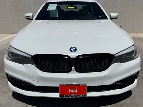 Used 2018 BMW 530e image 2