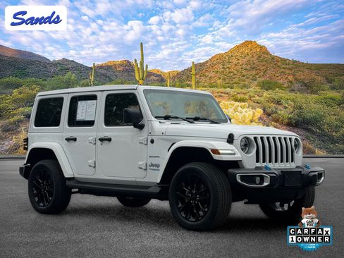 Used 2022 Jeep Wrangler Unlimited Sahara w/ Cold Weather Group AWD/4WD image 1