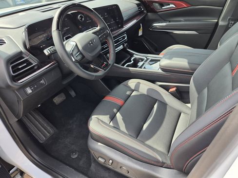 New 2026 Chevrolet Traverse RS FWD image 14