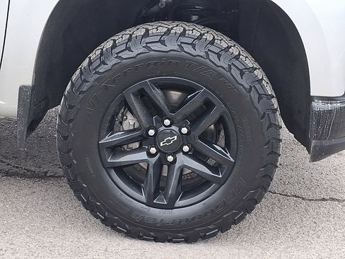 Used 2020 Chevrolet Silverado 1500 LT Trail Boss w/ Convenience Package image 8