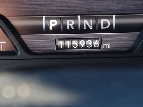 Used 2019 RAM 1500 Laramie image 27