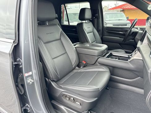 Used 2022 GMC Yukon Denali AWD/4WD image 26