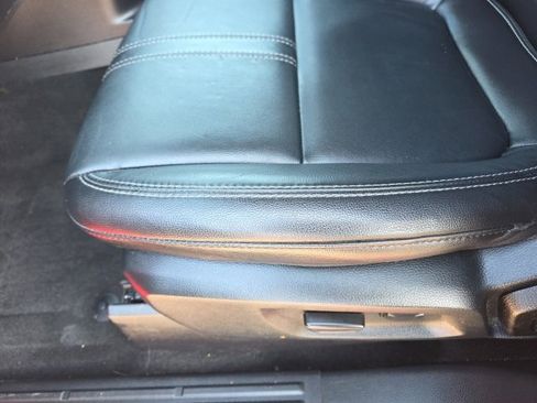 Used 2020 Ford Ranger Lariat w/ Equipment Group 501A Mid image 15