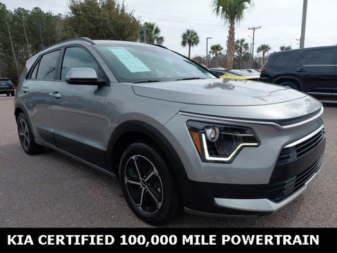 Certified 2024 Kia Niro LX image 1
