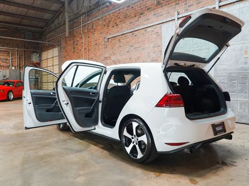 Used 2015 Volkswagen GTI S FWD image 28