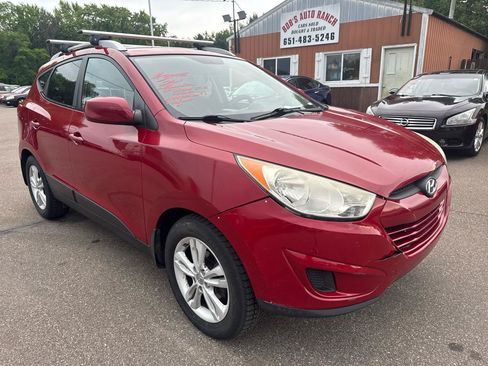 Used 2011 Hyundai Tucson GLS w/ Navigation Pkg 2 FWD image 3
