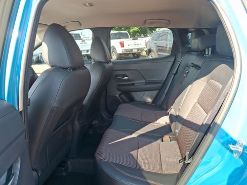Used 2025 Nissan Kicks SR AWD/4WD image 10