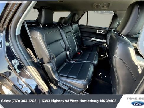 Certified 2024 Ford Explorer XLT w/ Equipment Group 202A image 20