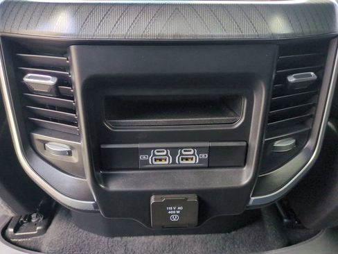 Used 2025 RAM 1500 Big Horn AWD/4WD image 16