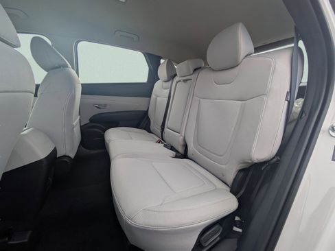 New 2026 Hyundai Tucson SE image 17