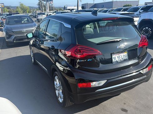 Used 2020 Chevrolet Bolt LT FWD image 5